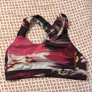 Lululemon sports bra